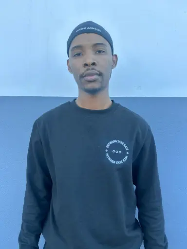 IYK Black Classic Crew Neck Sweater